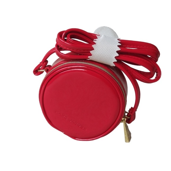 NWOT MARC JACOBS Mini 4" Red Patent Leather Crossbody Round Circle Canteen Bag - Picture 8 of 8